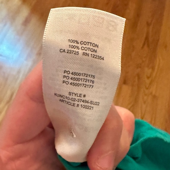 Aritzia Denim Forum Kelly green cropped button down - Picture 6 of 6